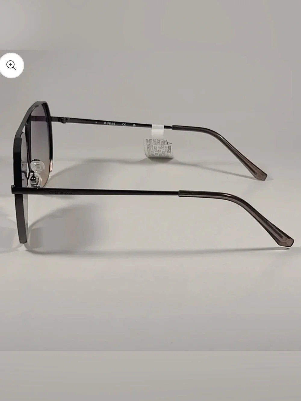 Guess GO00064 06F Pilot Sunglasses Gunmetal Frame Smoke Gradient Lens 61mm NWT